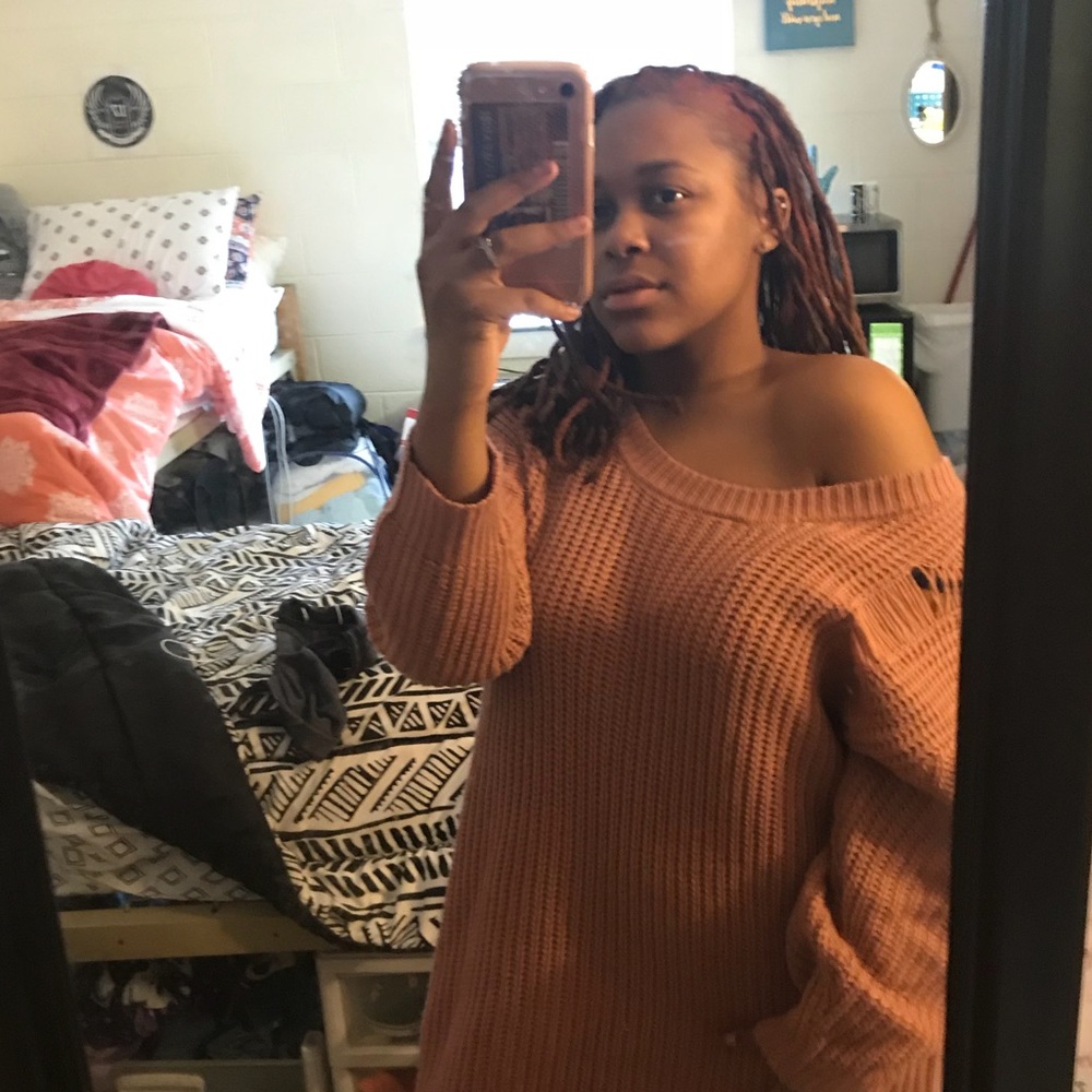 Meet your Posher, Trinadee